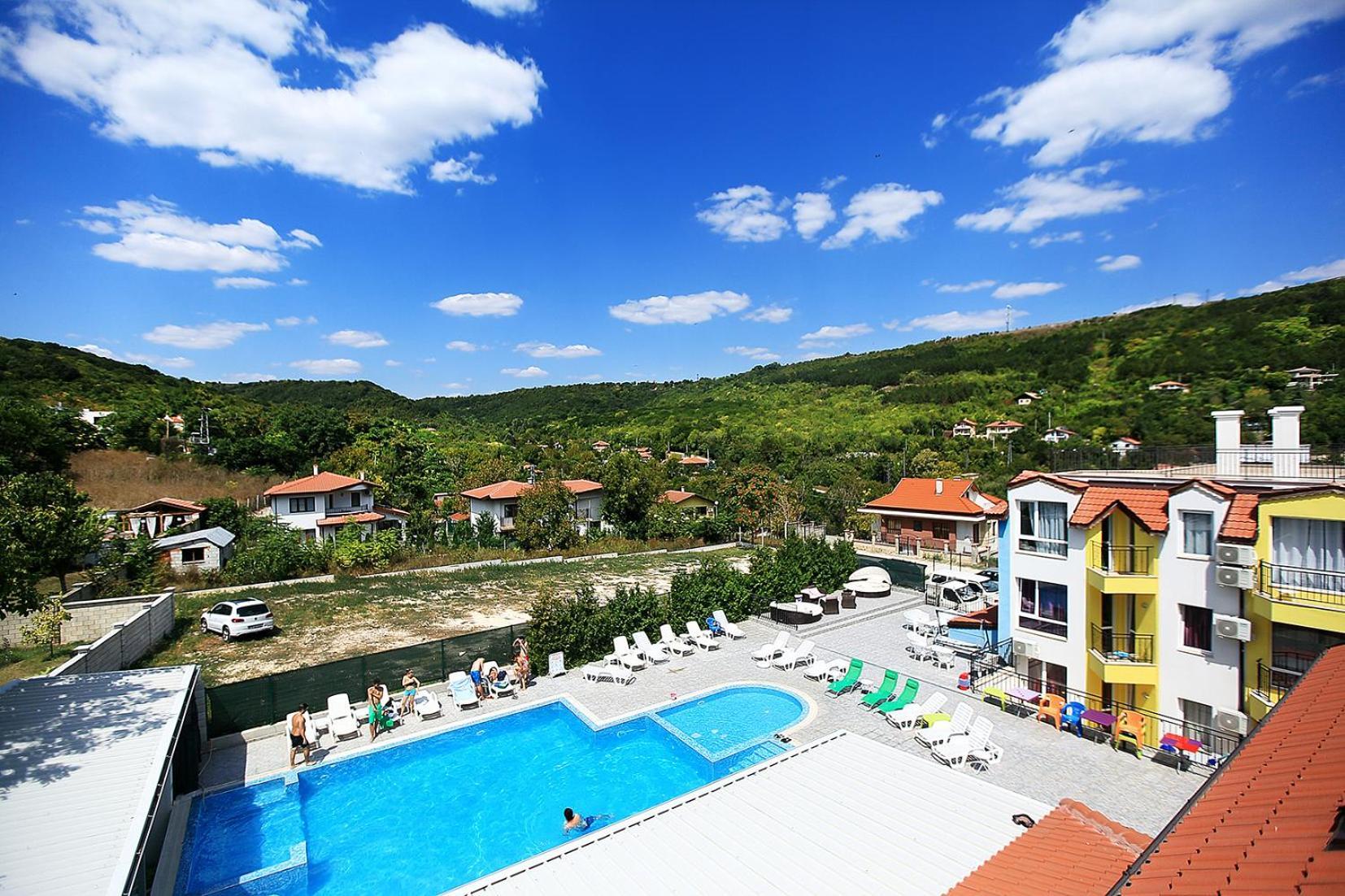 Deluxemaisonettes In Panoramic Roof Complex Appartement Baltsjik Buitenkant foto